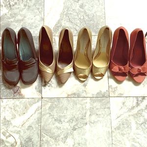 4 pairs of shoes